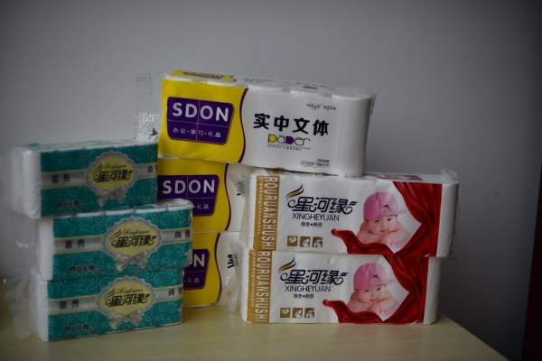 衛(wèi)生紙買白色的還是竹漿本色的好 衛(wèi)生紙買什么原料的好