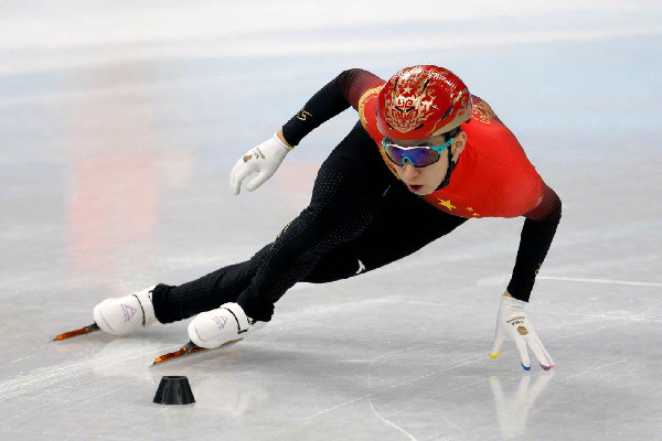 中國包攬短道1000米金銀牌 短道速滑是一項(xiàng)怎樣的運(yùn)動